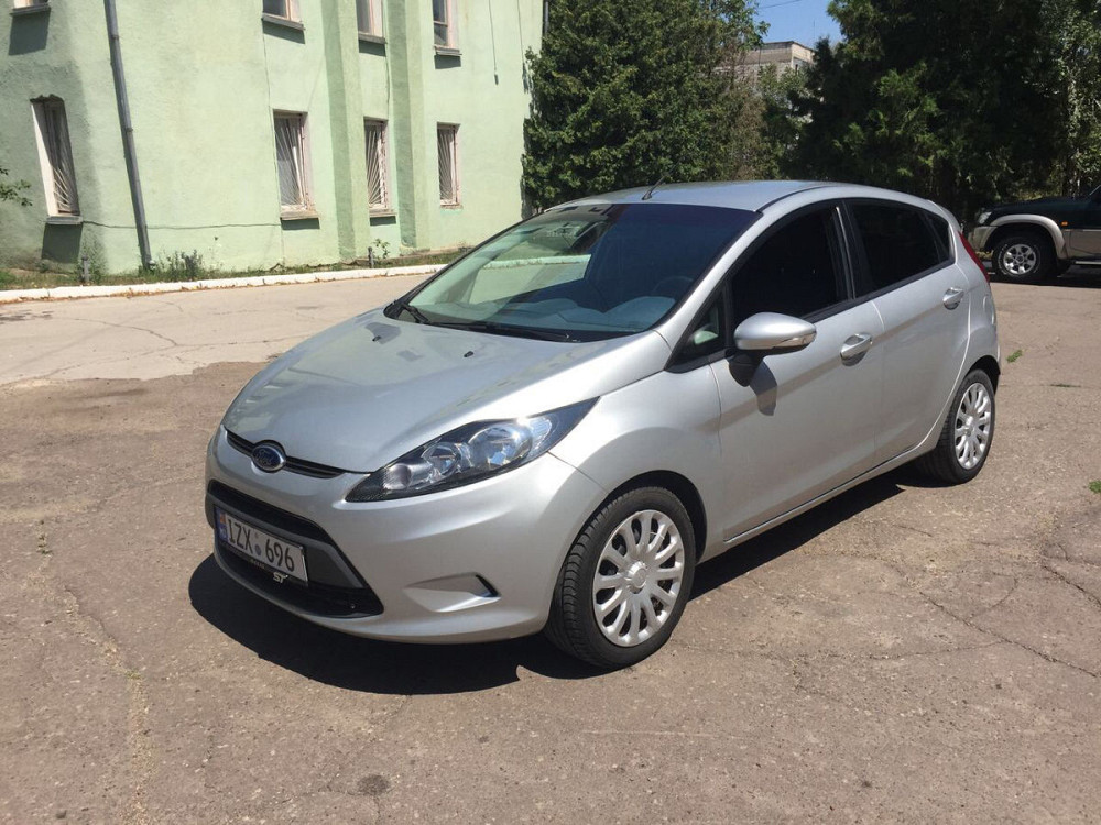 Ford Fiesta 2010 год Кишинёв Кишинёв - изображение 1