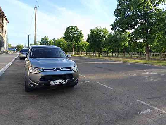 Mitsubishi Outlander 2014 год Бендеры Бендеры