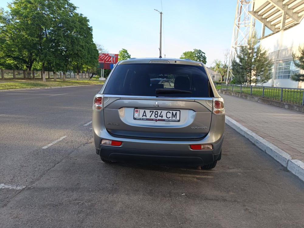 Mitsubishi Outlander 2014 год Бендеры Бендеры - изображение 3