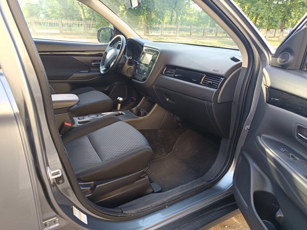 Mitsubishi Outlander 2014 год Бендеры Бендеры - изображение 8
