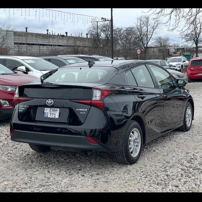 Toyota Prius 2019 год Тирасполь Тирасполь - изображение 2