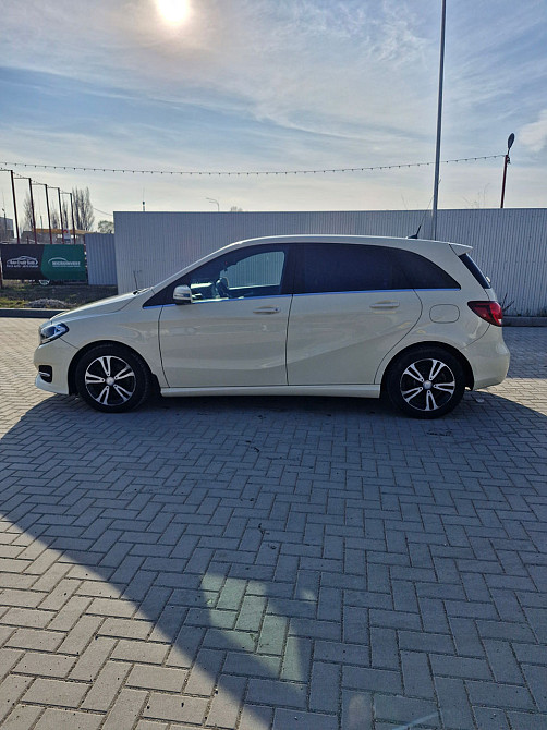 Mercedes B-Class 2017 an Chişinău Chişinău - fotografie 2