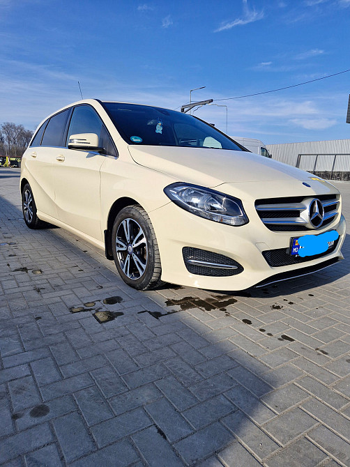 Mercedes B-Class 2017 an Chişinău Chişinău - fotografie 1