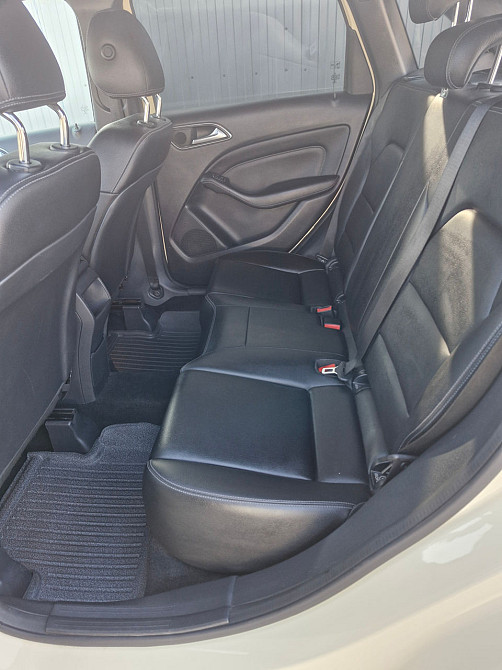 Mercedes B-Class 2017 an Chişinău Chişinău - fotografie 9