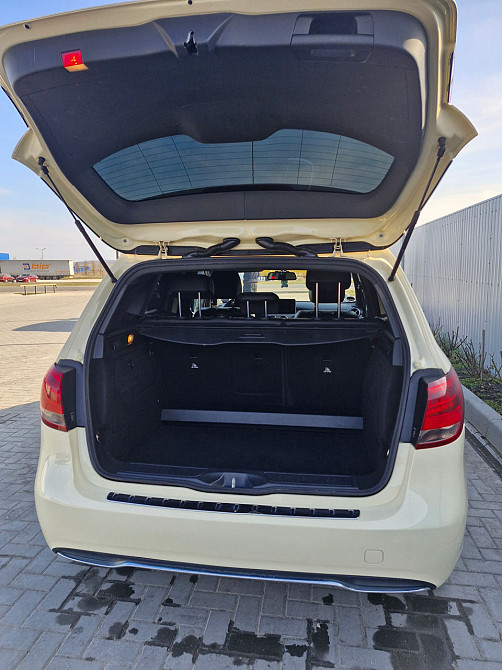 Mercedes B-Class 2017 an Chişinău Chişinău - fotografie 10