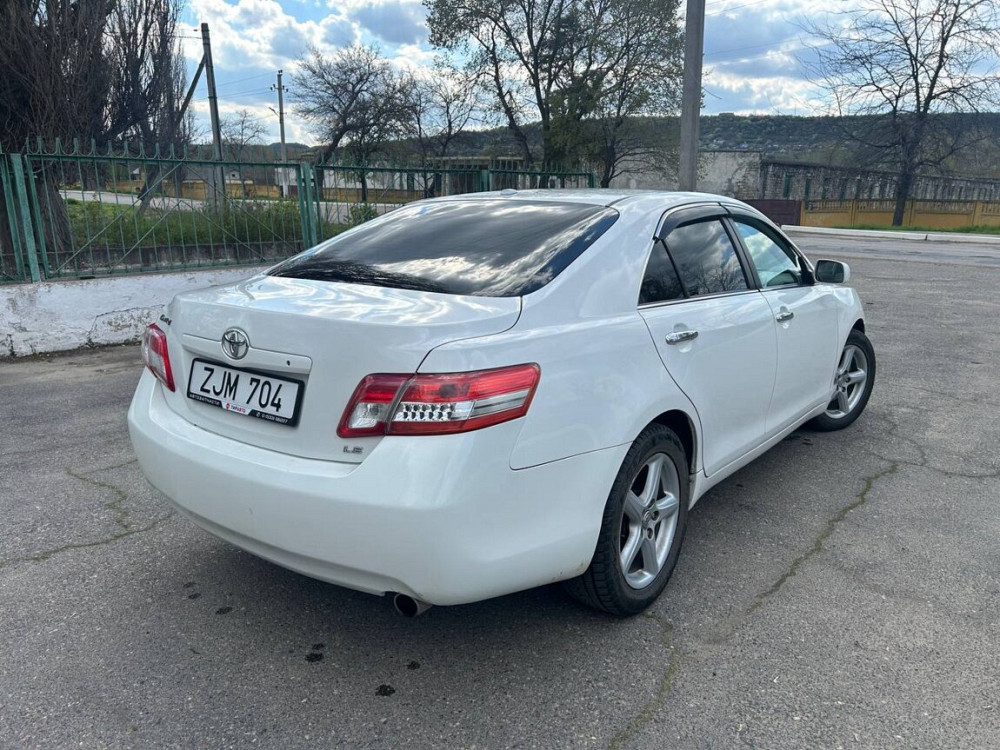 Toyota Camry 2010 год Рыбница Рыбница - изображение 3