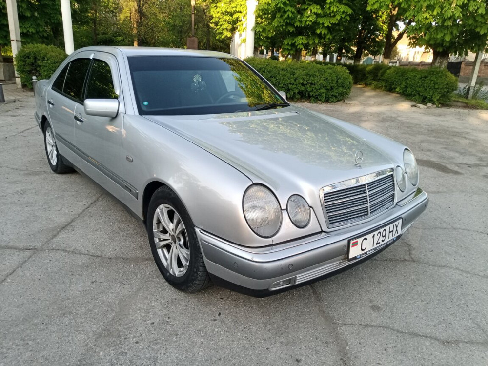 Mercedes E-Class 1997 год Парканы Парканы - изображение 4