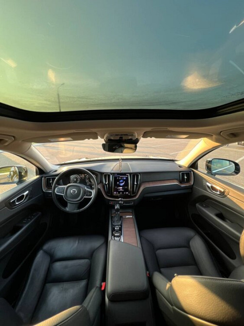 Volvo XC60 2021 год Тирасполь Тирасполь - изображение 9