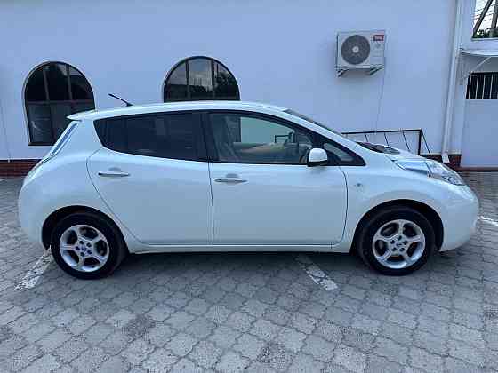 Nissan Leaf 2012 год Бендеры Бендеры