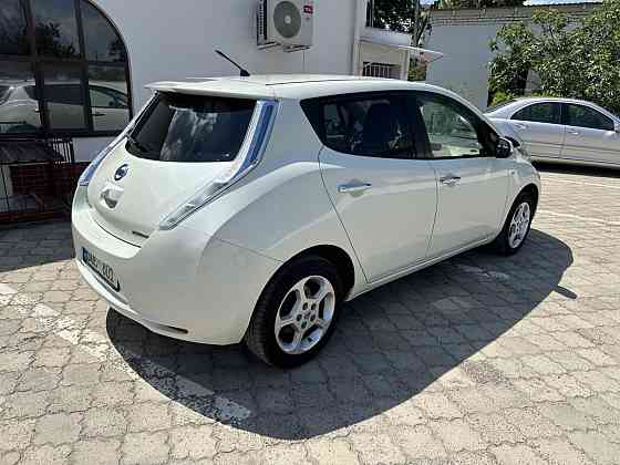 Nissan Leaf 2012 год Бендеры Бендеры