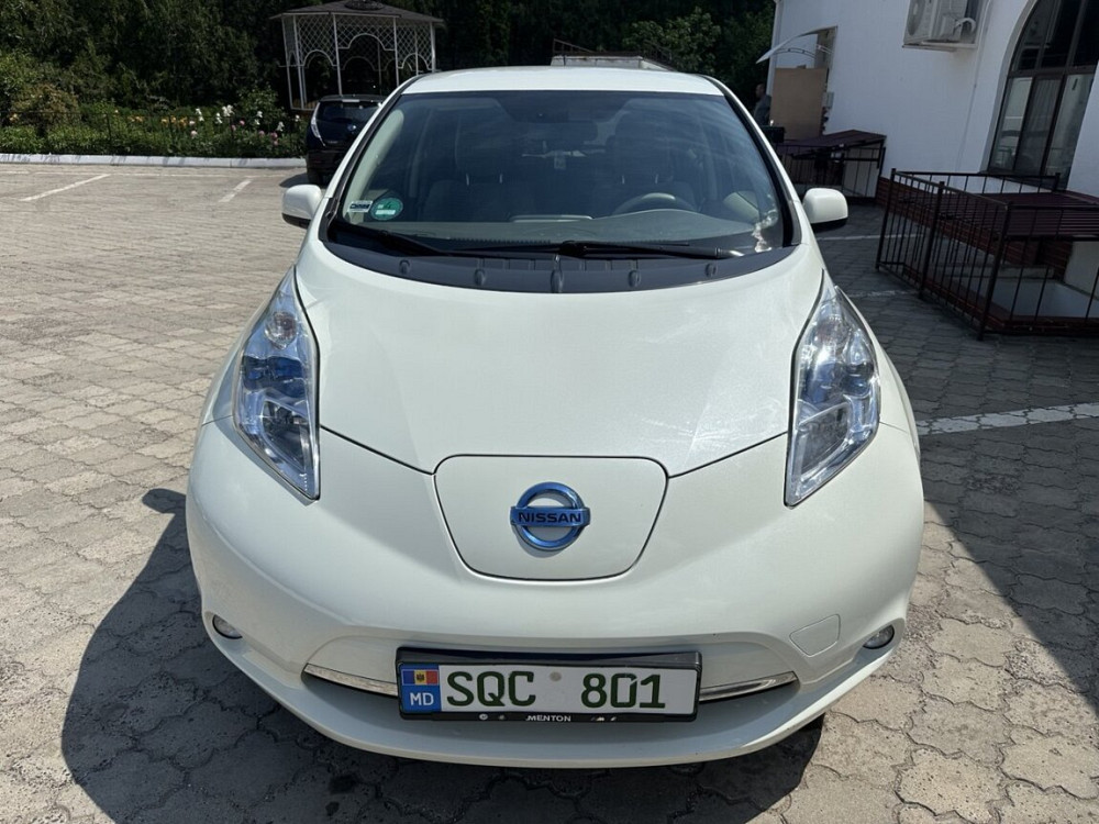 Nissan Frunză 2012 an Bender Bender - fotografie 1