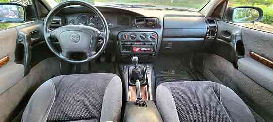 Opel Omega 1997 год Суклея Суклея