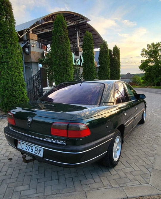 Opel Omega 1997 год Суклея Суклея - изображение 1