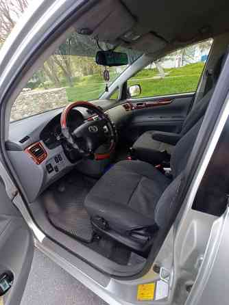 Toyota Avensis Verso 2002 год Слободзея Слободзея