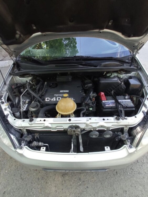 Toyota Avensis Verso 2002 год Слободзея Слободзея - изображение 6