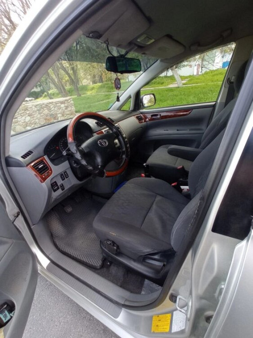 Toyota Avensis Verso 2002 год Слободзея Слободзея - изображение 5