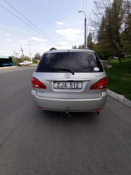 Toyota Avensis Verso 2002 год Слободзея Слободзея - изображение 2
