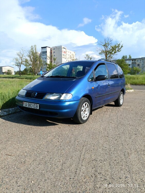 Volkswagen Sharan 1996 год Тирасполь Тирасполь - изображение 3