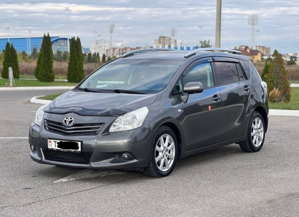 Toyota Verso 2011 год Бендеры Бендеры - изображение 2