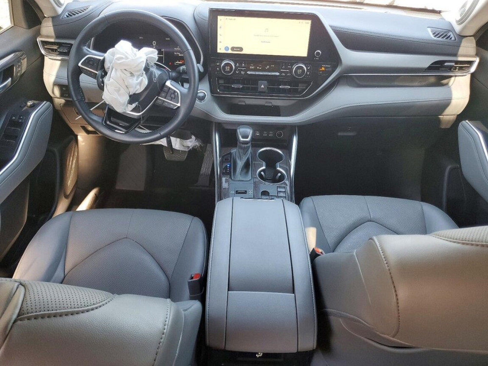 Toyota Highlander 2023 год Тирасполь Тирасполь - изображение 8