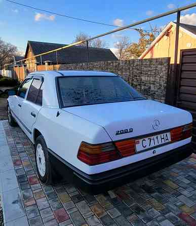 Mercedes W124 1990 год Суклея Суклея