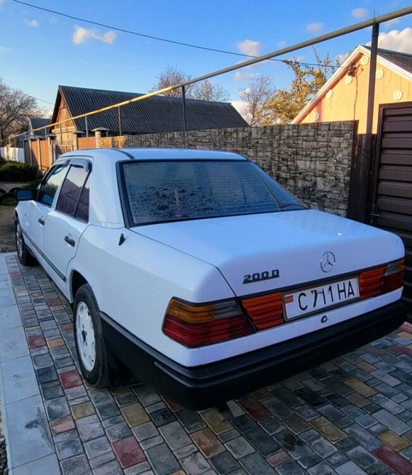 Mercedes W124 1990 год Суклея Суклея - изображение 2