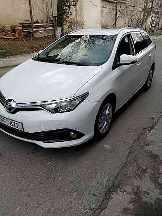 Toyota Auris 2016 год Кишинёв Кишинёв