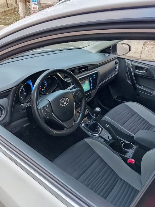 Toyota Auris 2016 год Кишинёв Кишинёв - изображение 1