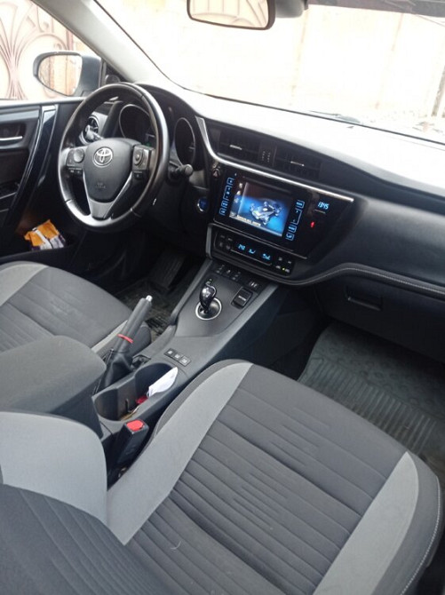 Toyota Auris 2018 год Кишинёв Кишинёв - изображение 2