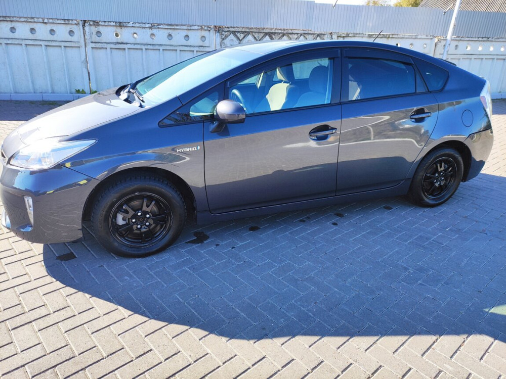 Toyota Prius 2013 год Бельцы Бельцы - изображение 1