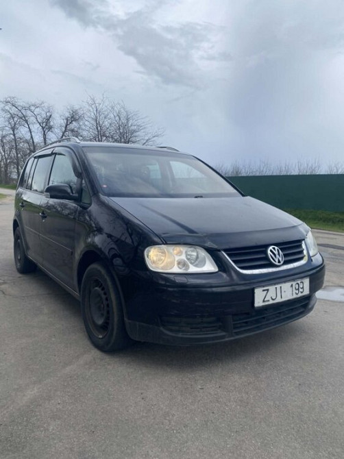 Volkswagen Touran 2005 an Tiraspol Tiraspol - fotografie 2