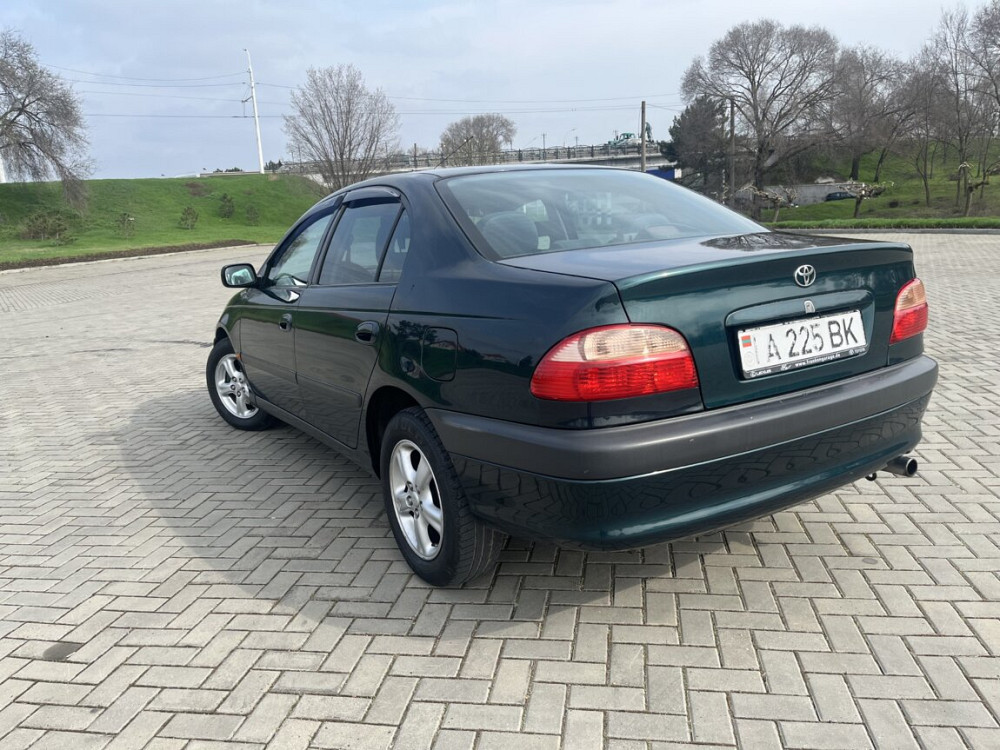 Toyota Avensis 2000 год Бендеры Бендеры - изображение 2