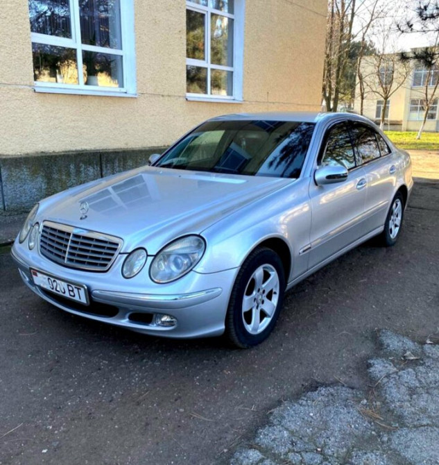 Mercedes E-Class 2003 an Sucleia Sucleia - fotografie 2