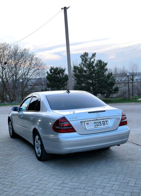 Mercedes E-Class 2003 an Sucleia Sucleia - fotografie 8