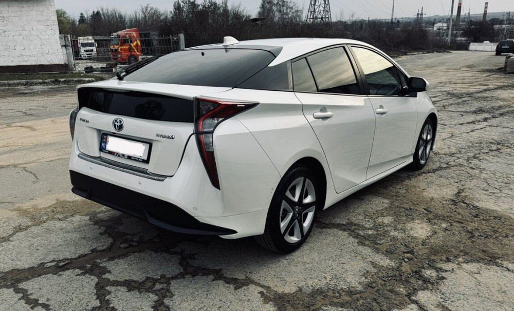Toyota Prius 2017 год Рыбница Рыбница - изображение 2
