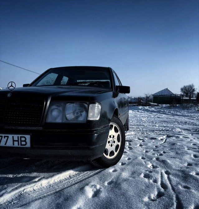 Mercedes W124 1988 an Rîbnița Rîbnița - fotografie 1
