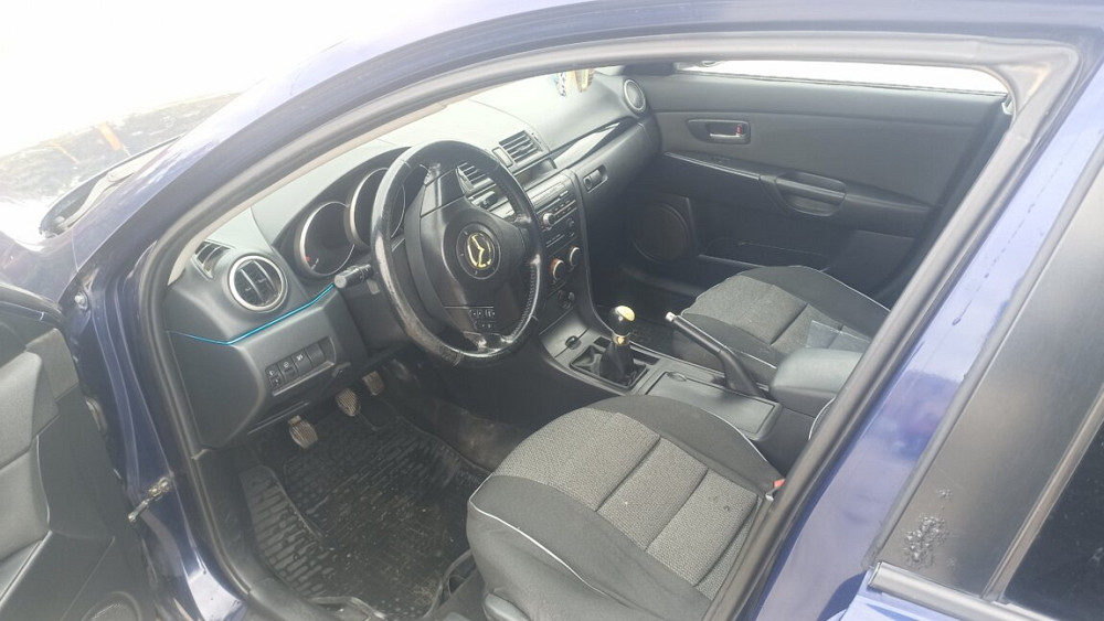 Mazda 2 2005 an Blijnii Hutor Blijnii Hutor - fotografie 4