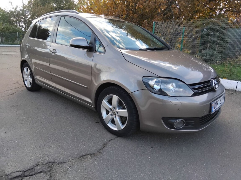 Volkswagen Golf Plus 2010 an Tiraspol Tiraspol - fotografie 1