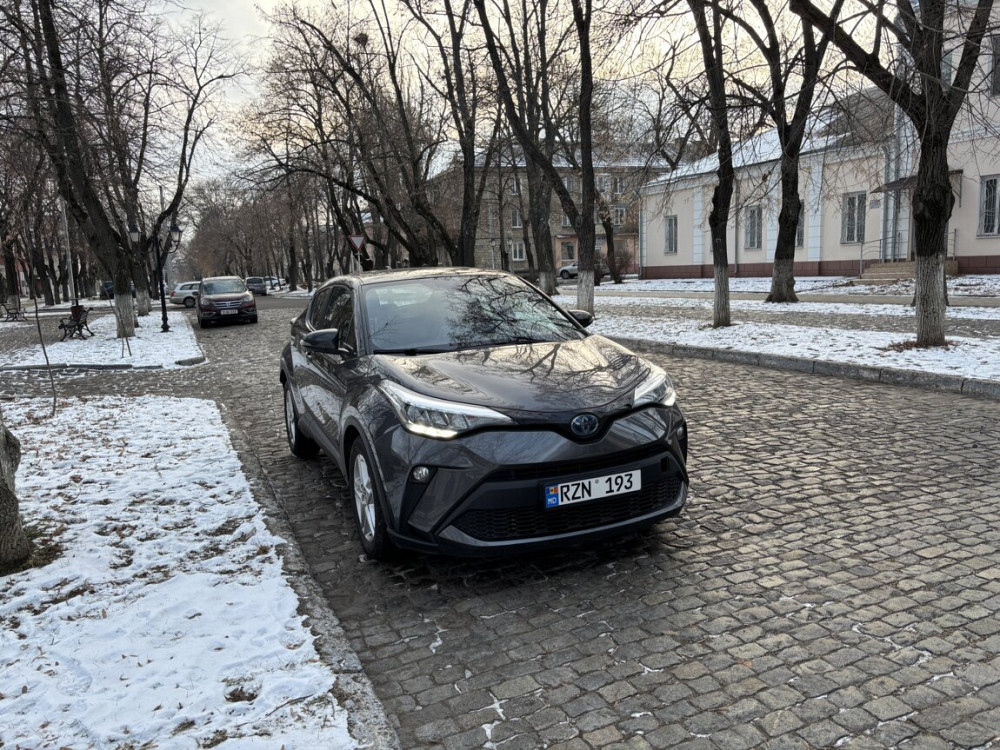 Toyota C-HR 2023 год Кишинёв Кишинёв - изображение 2