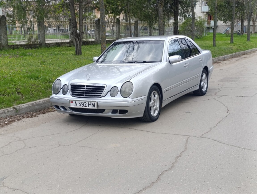 Mercedes E-Class 2000 год Бендеры Бендеры - изображение 1