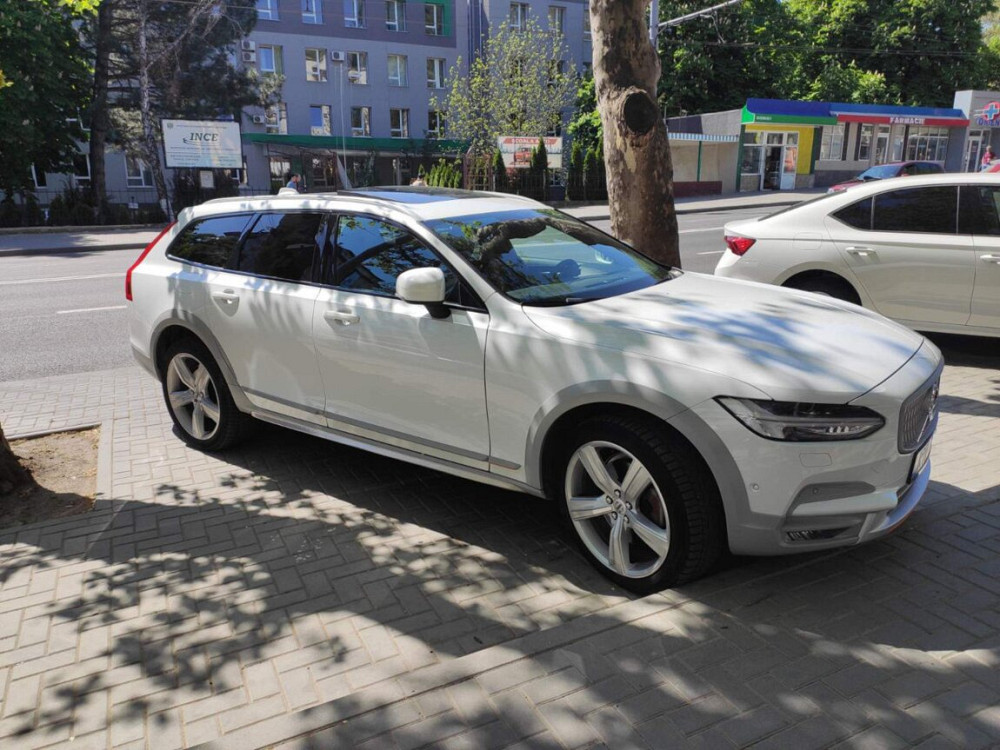 Volvo V90 Cross Country 2018 год Кишинёв Кишинёв - изображение 9