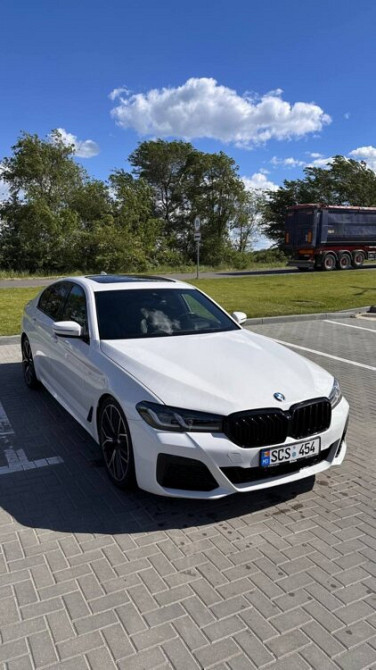 BMW 5 Series 2021 год Днестровск Днестровск - изображение 2