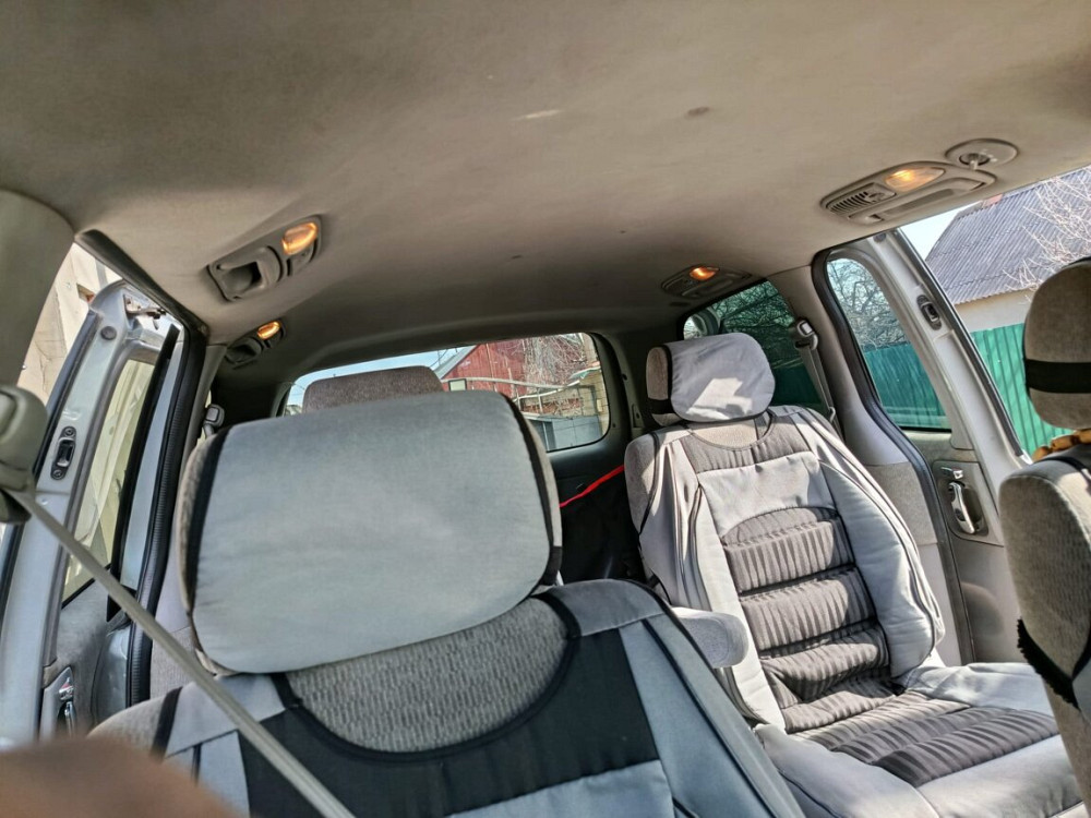 Kia Carnival 2005 год Бендеры Бендеры - изображение 2