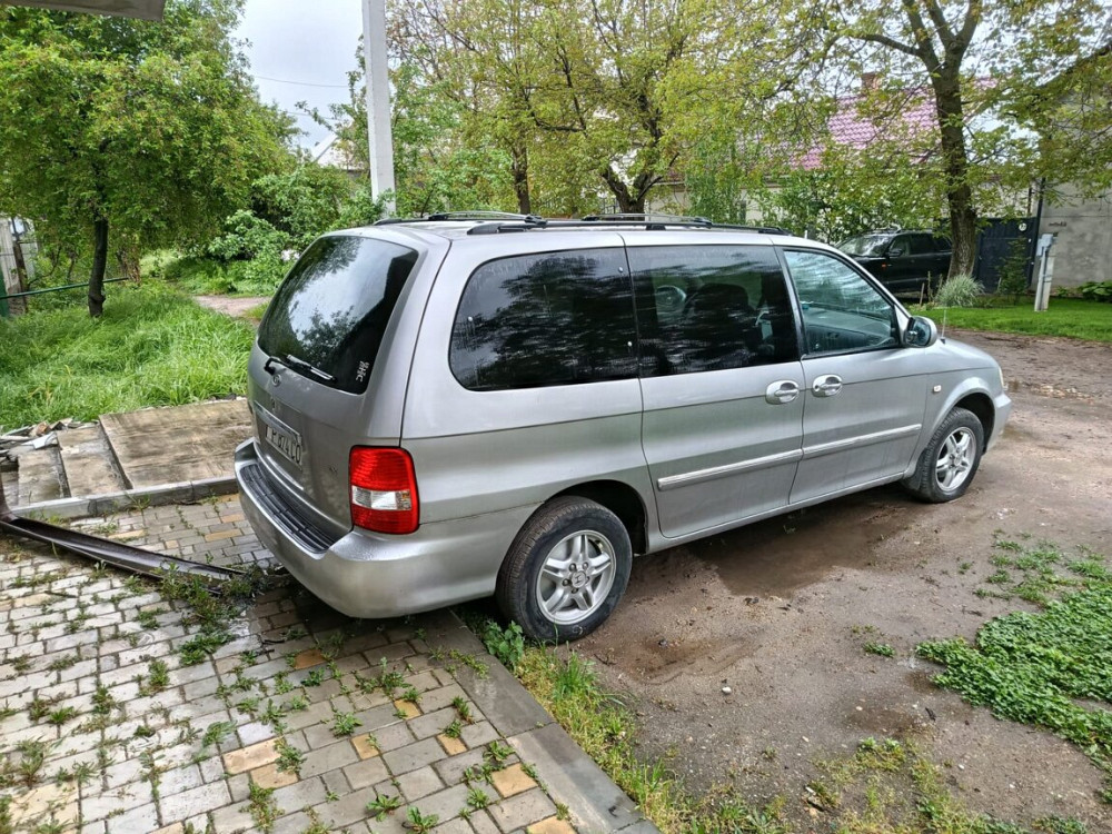 Kia Carnival 2005 год Бендеры Бендеры - изображение 7