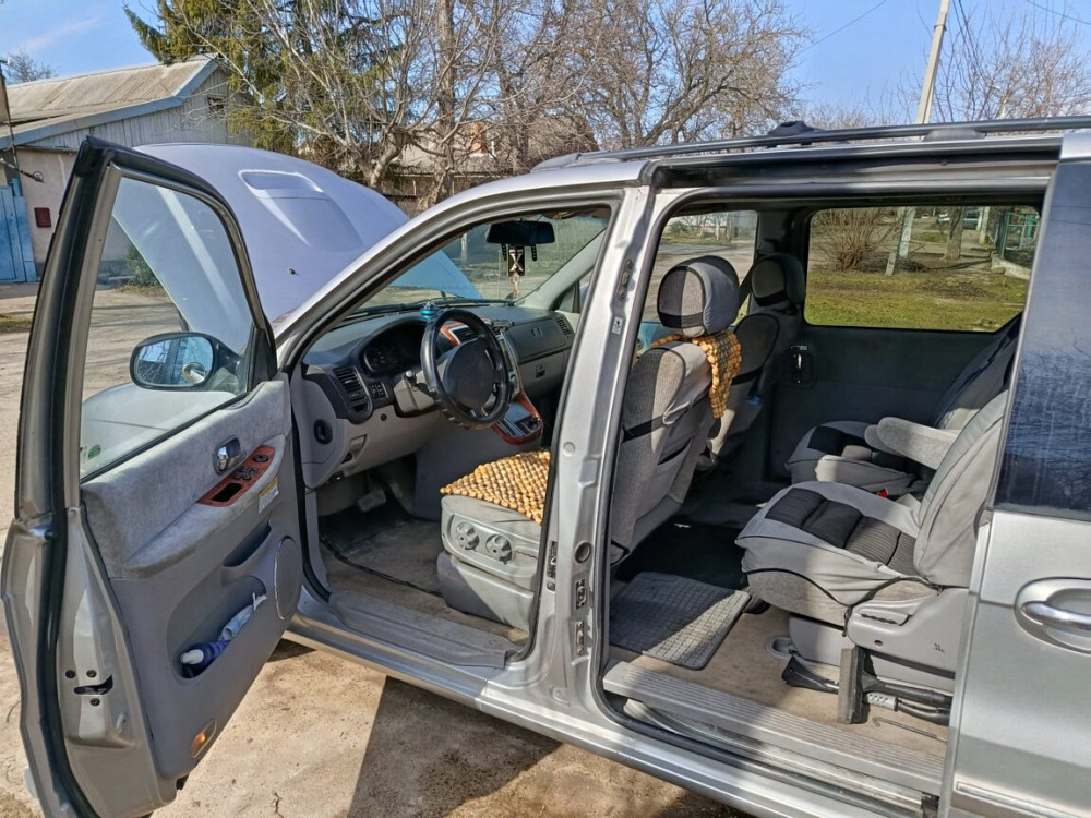 Kia Carnival 2005 год Бендеры Бендеры - изображение 3