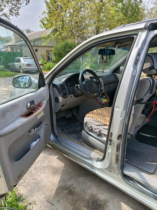 Kia Carnival 2005 год Бендеры Бендеры - изображение 4