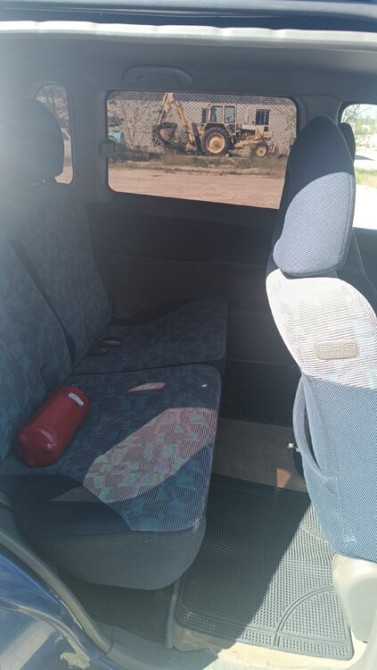 Mitsubishi Space Runner 2000 год Днестровск Днестровск - изображение 5