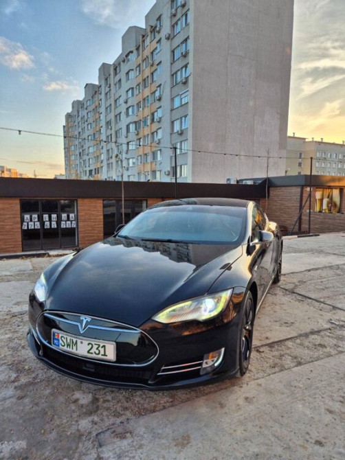 Tesla Model S 2015 год Тирасполь Тирасполь - изображение 8