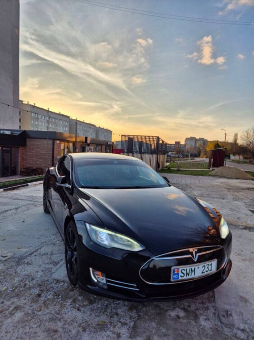 Tesla Model S 2015 год Тирасполь Тирасполь - изображение 6