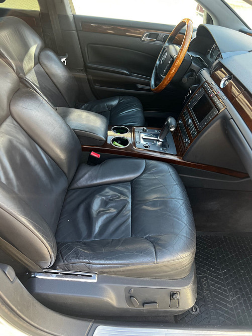 Volkswagen Phaeton 2007 an Chişinău Chişinău - fotografie 10